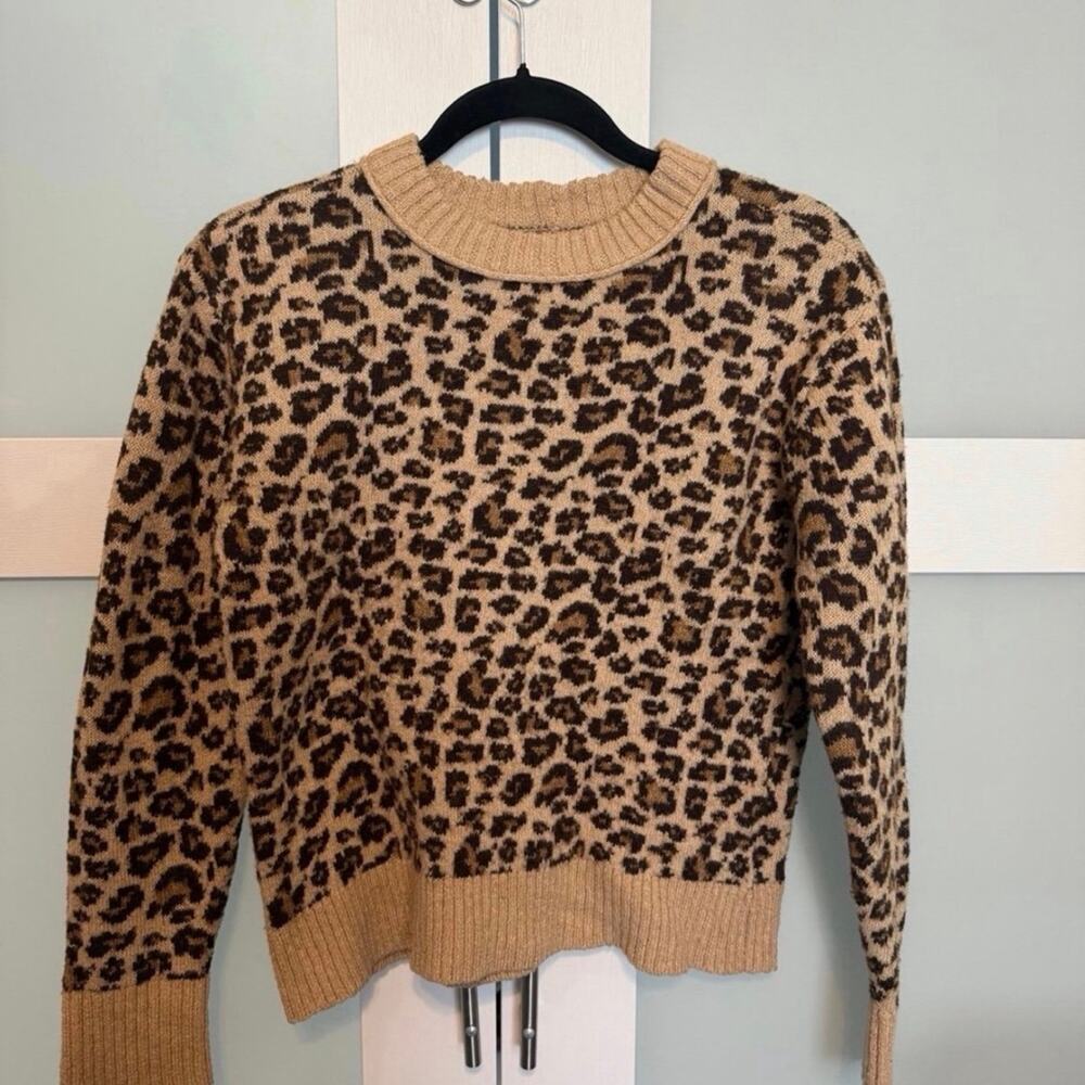 American Eagle Leopard Print Sweater XXS Tan Brown Animal Print Pullover